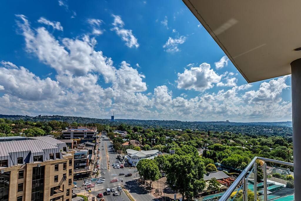 The Apex Rosebank - Building With Generator Joanesburgo Exterior foto